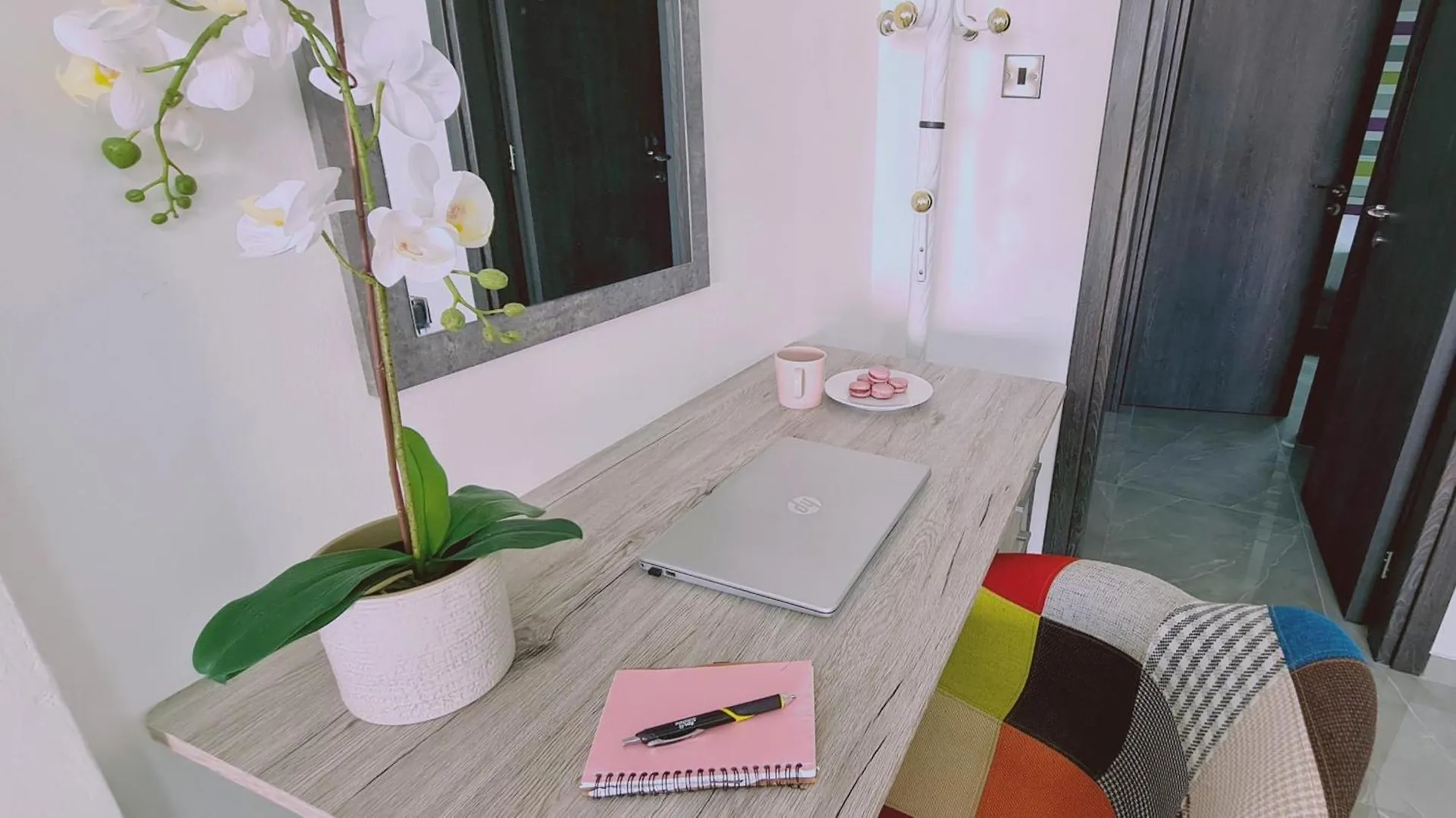 Stay Centro Apartment Larnaca Cypr